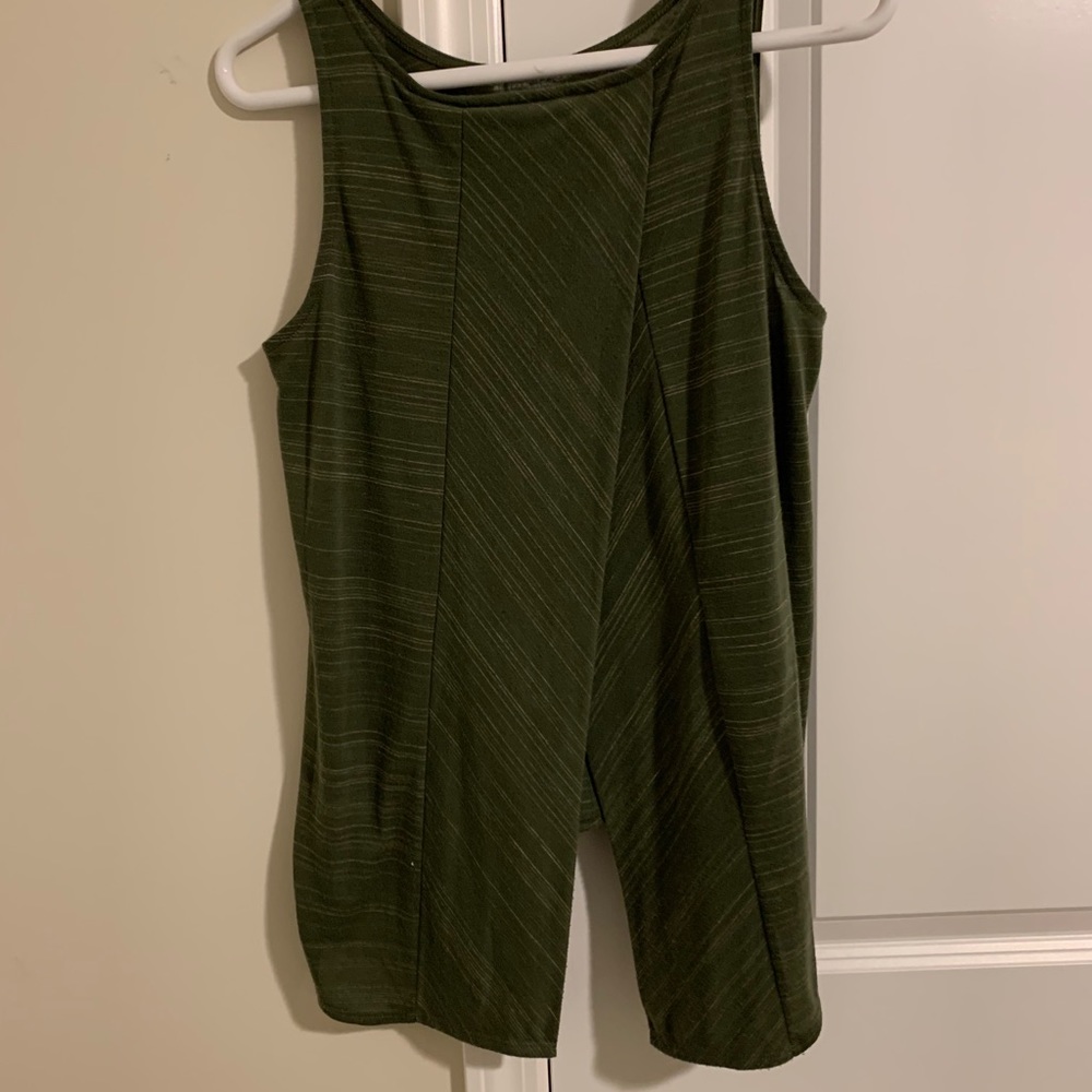 Tank - Picture 2 of 3